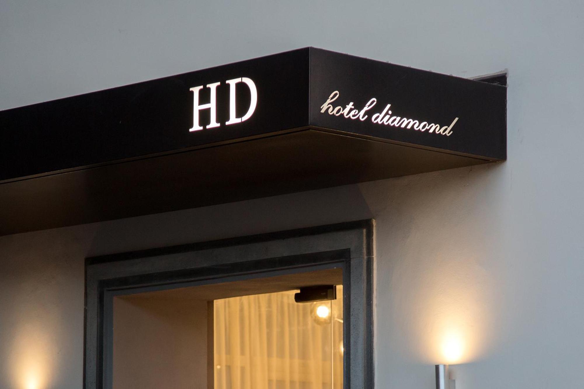 Hotel Diamond เนเปิลส์ ภายนอก รูปภาพ